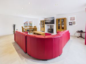 Living Room- click for photo gallery